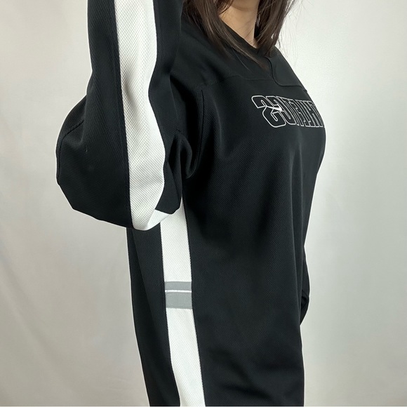 Nike Athletics Vintage Long Sleeve - Picture 4 of 6